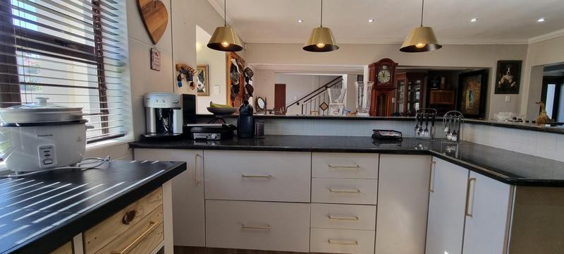 3 Bedroom Property for Sale in Groot Brakrivier Central Western Cape